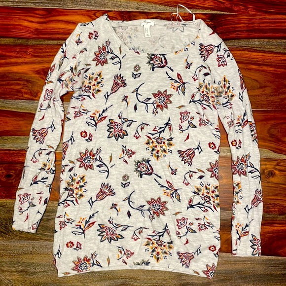 Grey Thyme Maternity Sweater. Wore once. - Picture 1 of 1